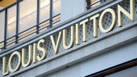 La bataille entre Hermès et LVMH : une guerre de luxe pour le 